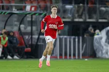 Thumbnail for article: AZ blokkeert voorlopig huurdeal Kwakman: 'Niet de manier om hier weg te gaan'