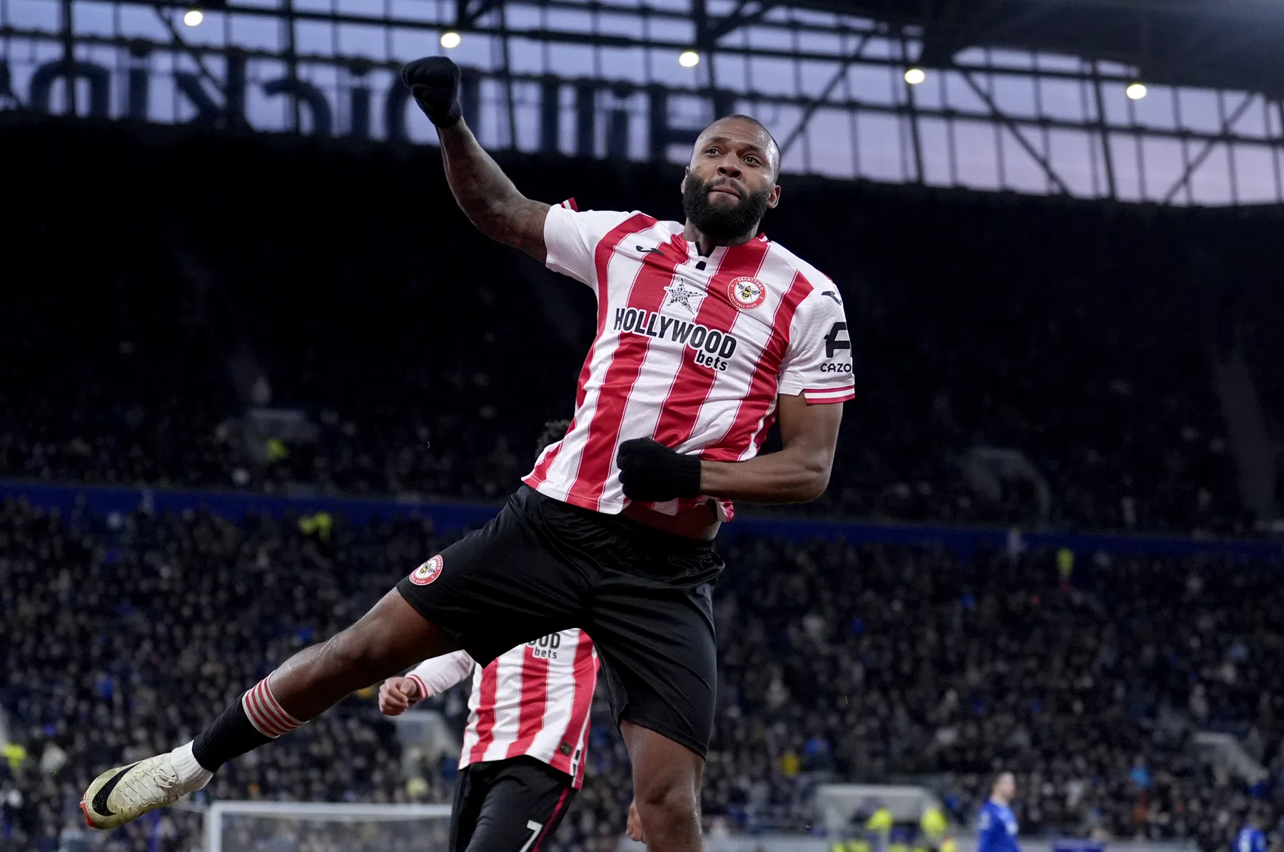 Braziliaans doelpuntenkanon dicht bij record na eerste hattrick voor Brentford