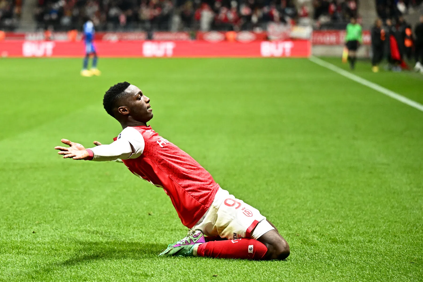 'Ajax-flop Daramy flirt na 27 speelminuten met terugkeer naar Kopenhagen'