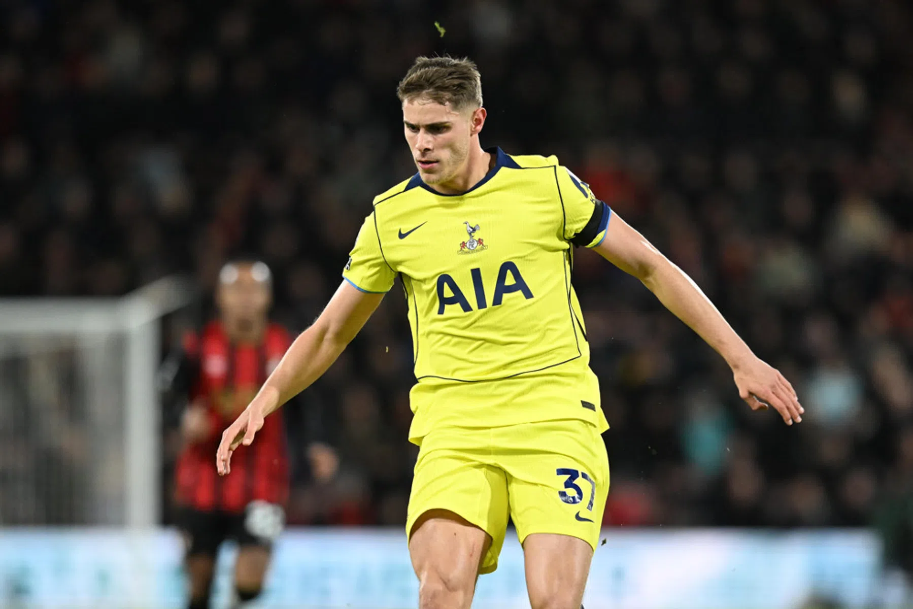 Van de Ven haalt verhaal bij Spurs-aanhang na pijnlijke nederlaag