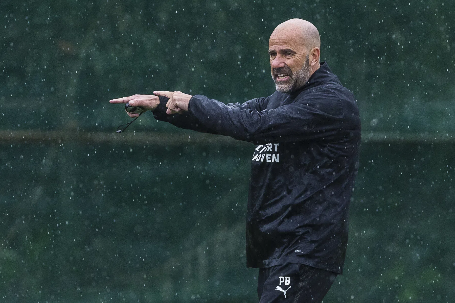 Bosz heeft fitte PSV-selectie en verwacht niets meer op transfergebied