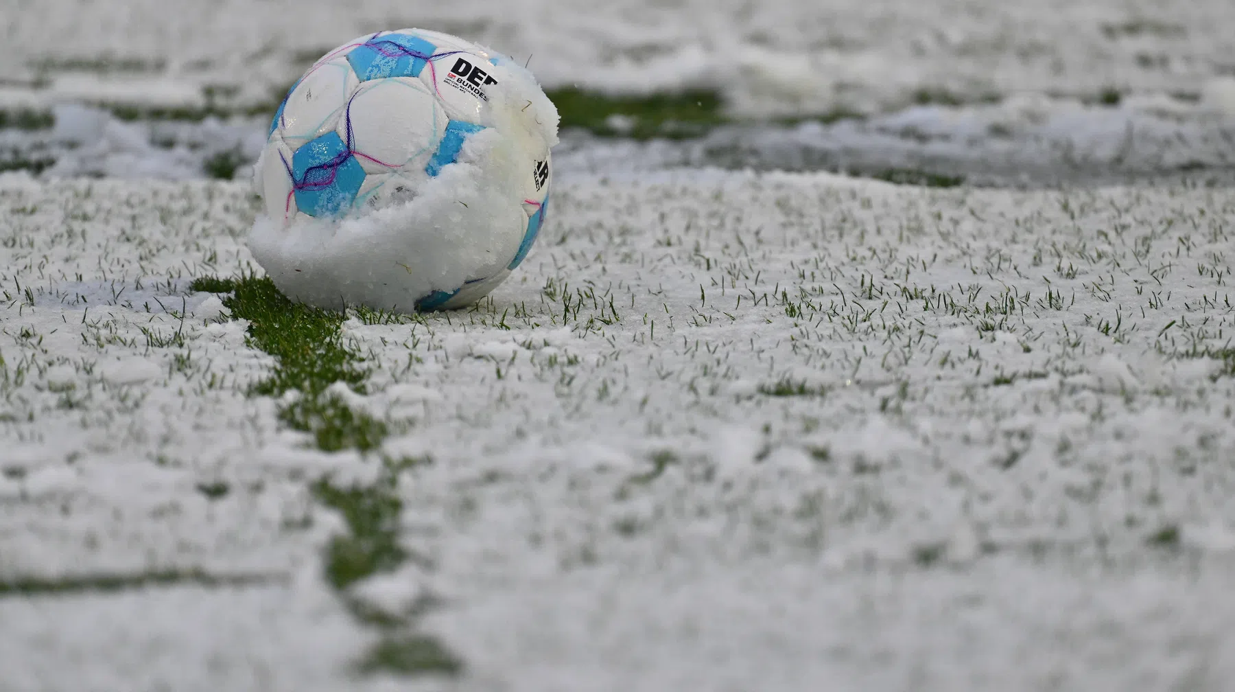Ook Bundesliga geteisterd door sneeuwval