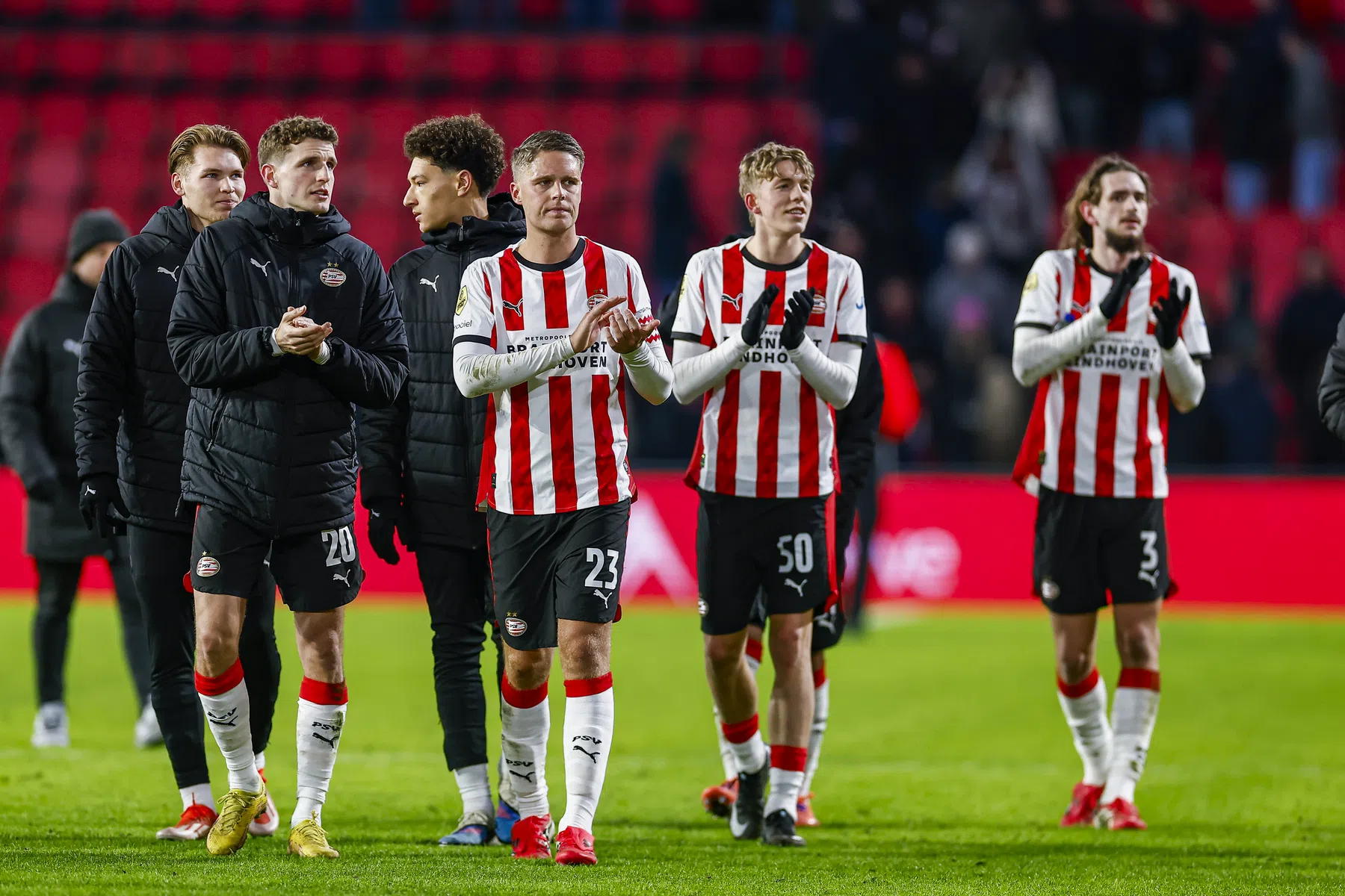 Winterbanden onder platte kar? PSV slaat bijna recordkloof 
