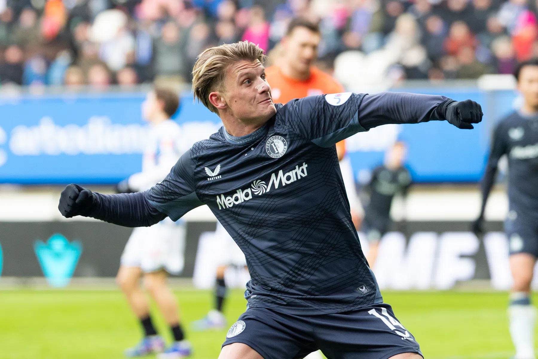 Hoe Steijn kijkt naar afgenomen aanvoerdersband bij Feyenoord