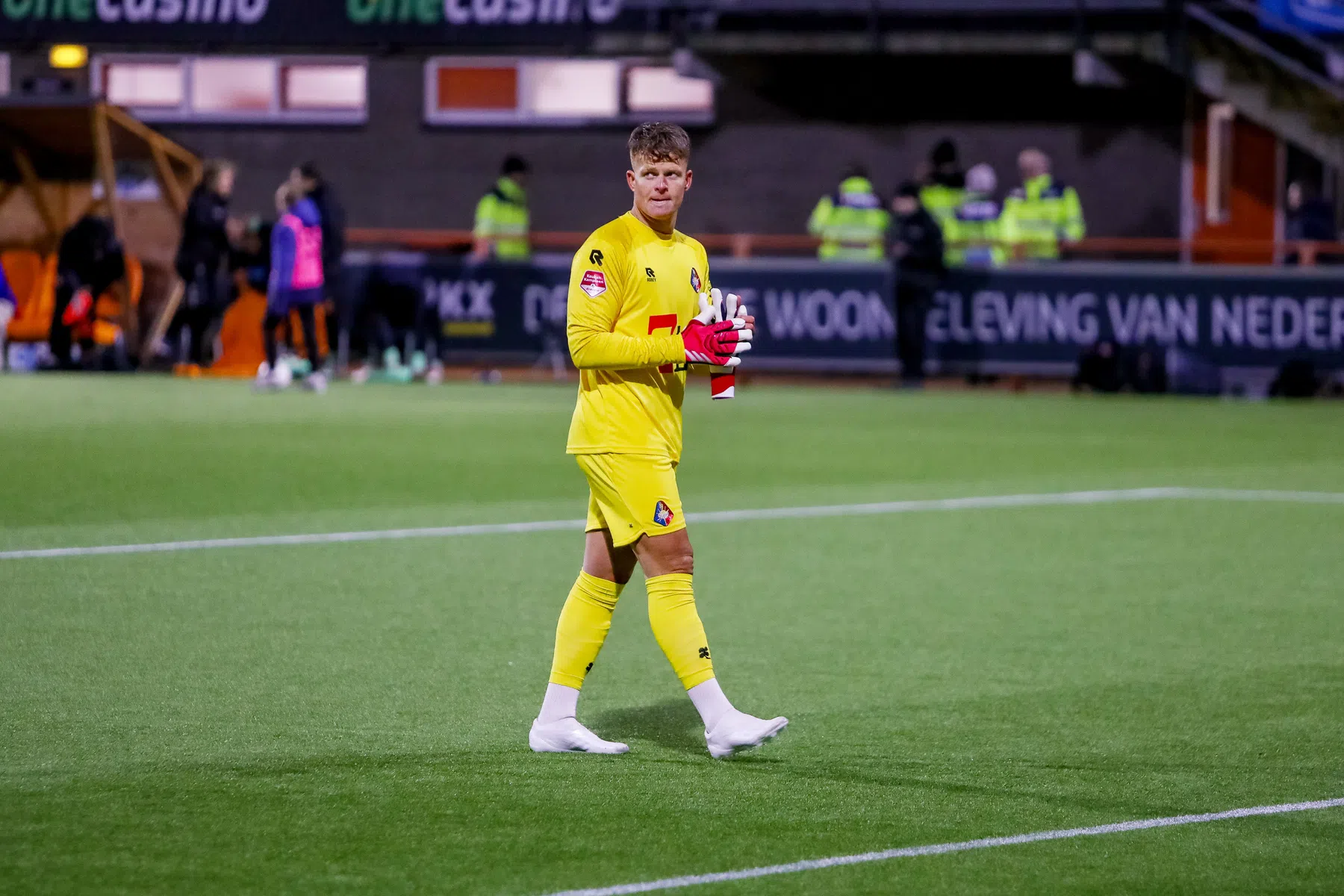 Ronald Koeman junior kent zijn plaats: 'Roefs is wel een grote meneer'