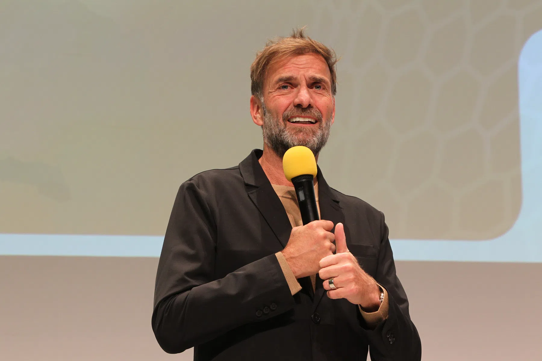 Klopp verrast door ontslag Alonso: 'Zit iets niet helemaal goed bij Real Madrid'