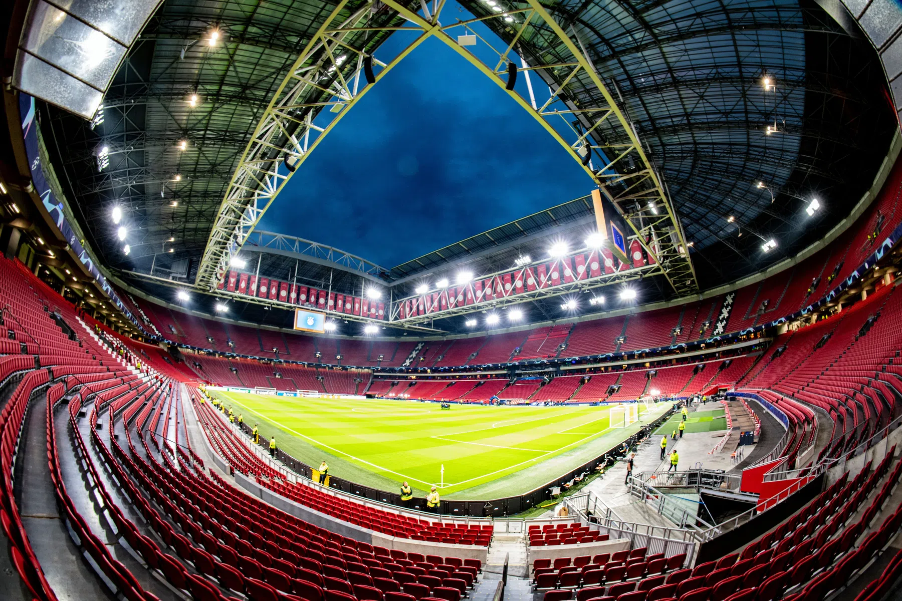 Gaaei, Wijndal, Fitz-Jim, Van den Boomen en Edvardsen mogen weg bij Ajax