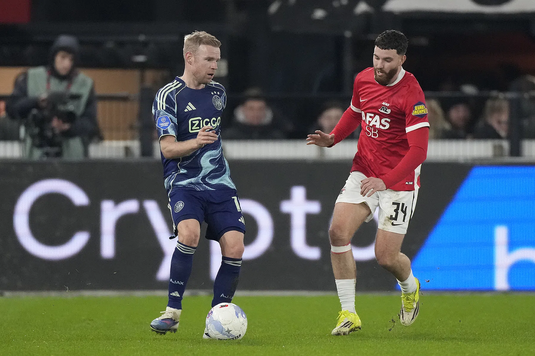 Ajax likt de wonden na historische afgang: 'We zijn gewoon overklast door AZ'