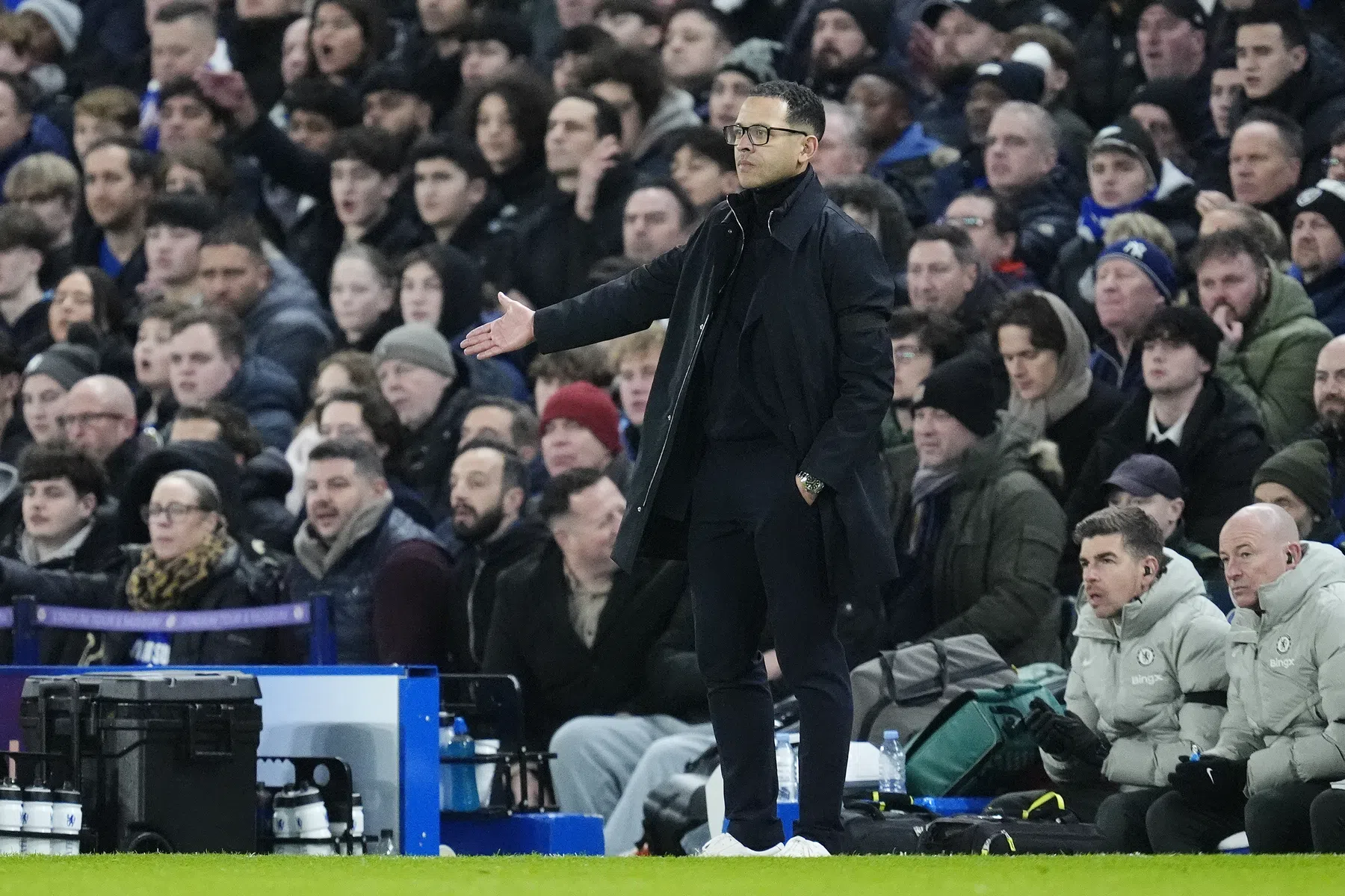 Rosenior faalt bij eerste Chelsea-test: Arsenal zet grote stap richting Wembley