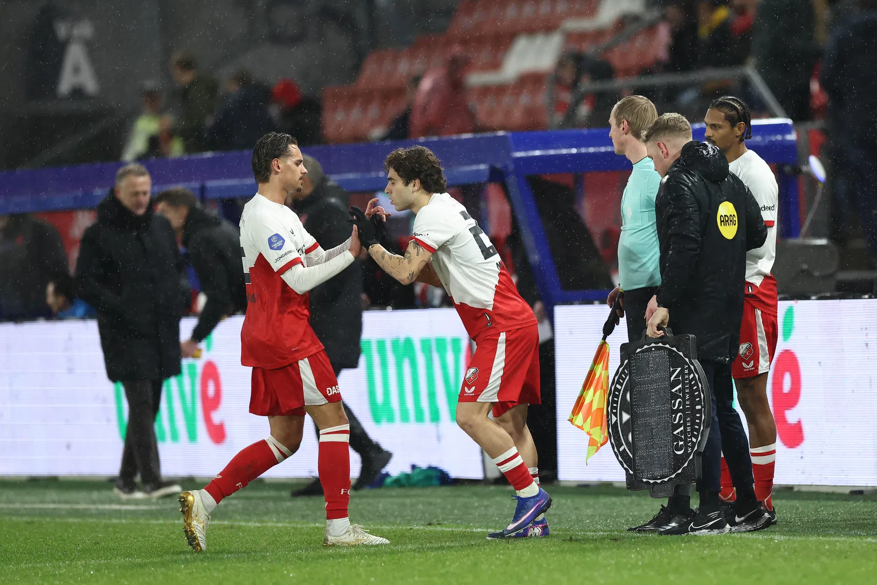 Jans pakt laatkomers hard aan: 'Dan kom je maar anderhalf uur te vroeg'