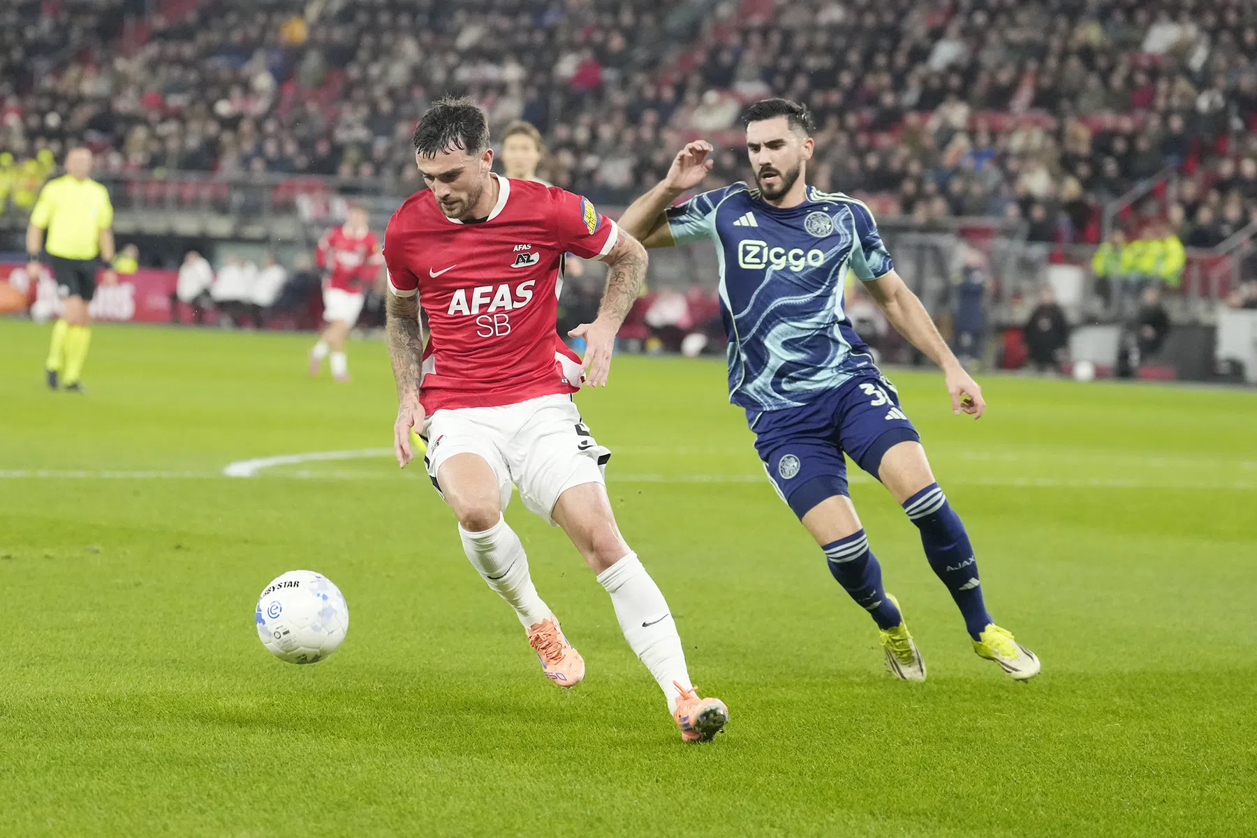 Sutalo gefileerd na dramatische Ajax-helft bij AZ: 'Hij kan niet verdedigen'