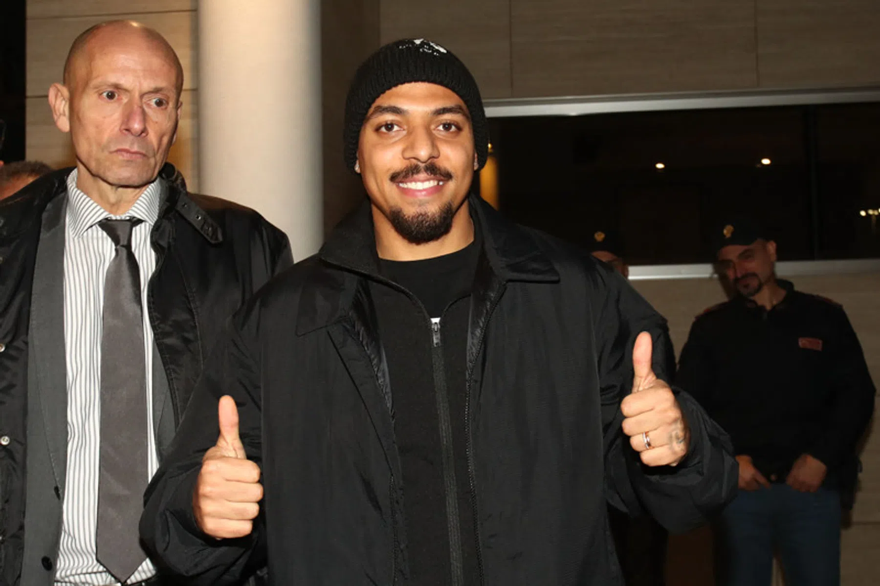 Officieel: Roma huurt Malen met optie tot koop van Aston Villa