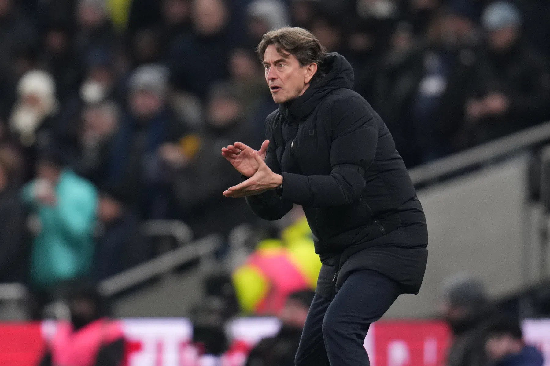 Frank legt uit waarom 'top guy' Heitinga nu assistent is bij Spurs