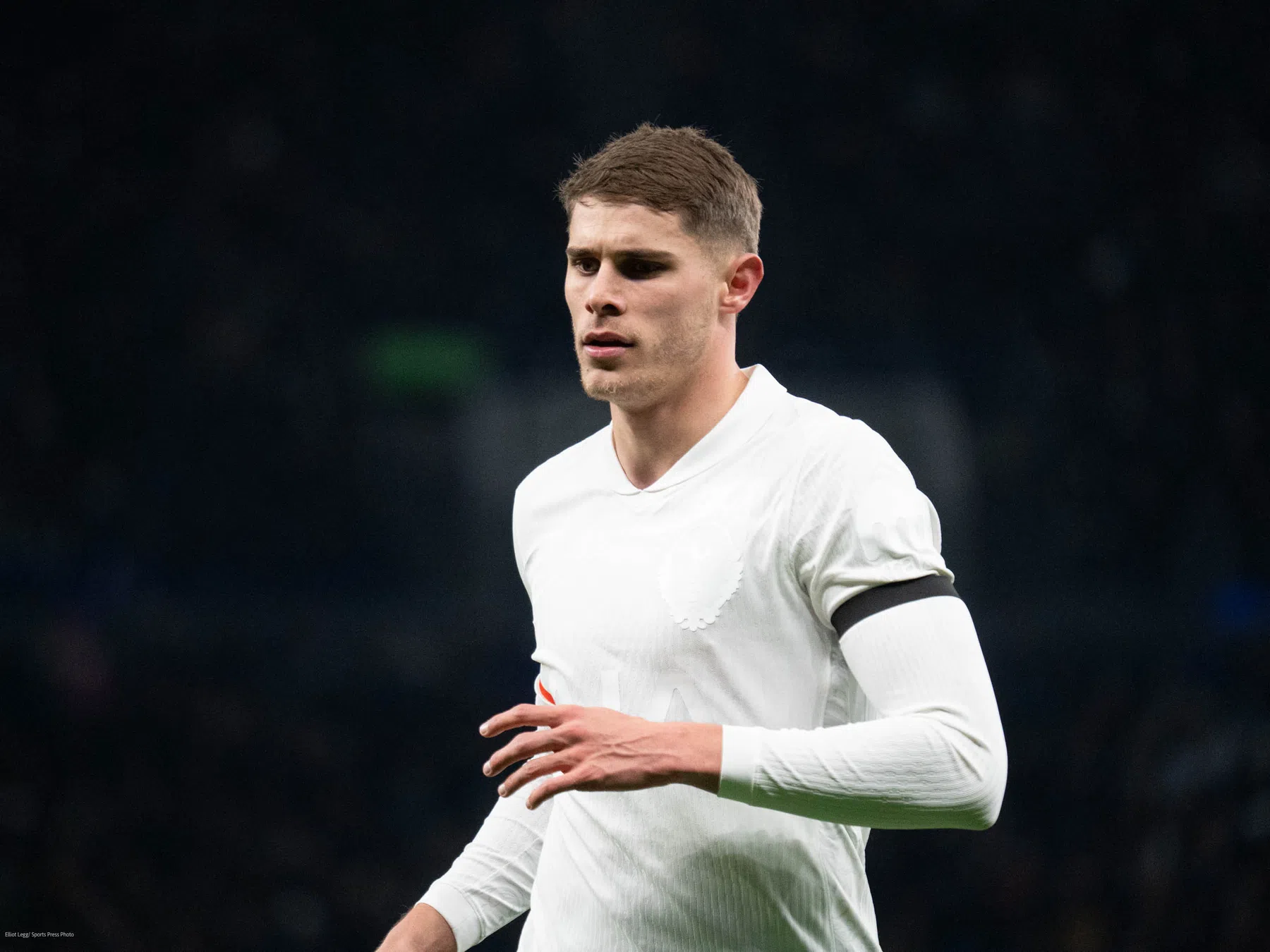 Van de Ven krijgt transferadvies: 'Je verdient beter dan Spurs'