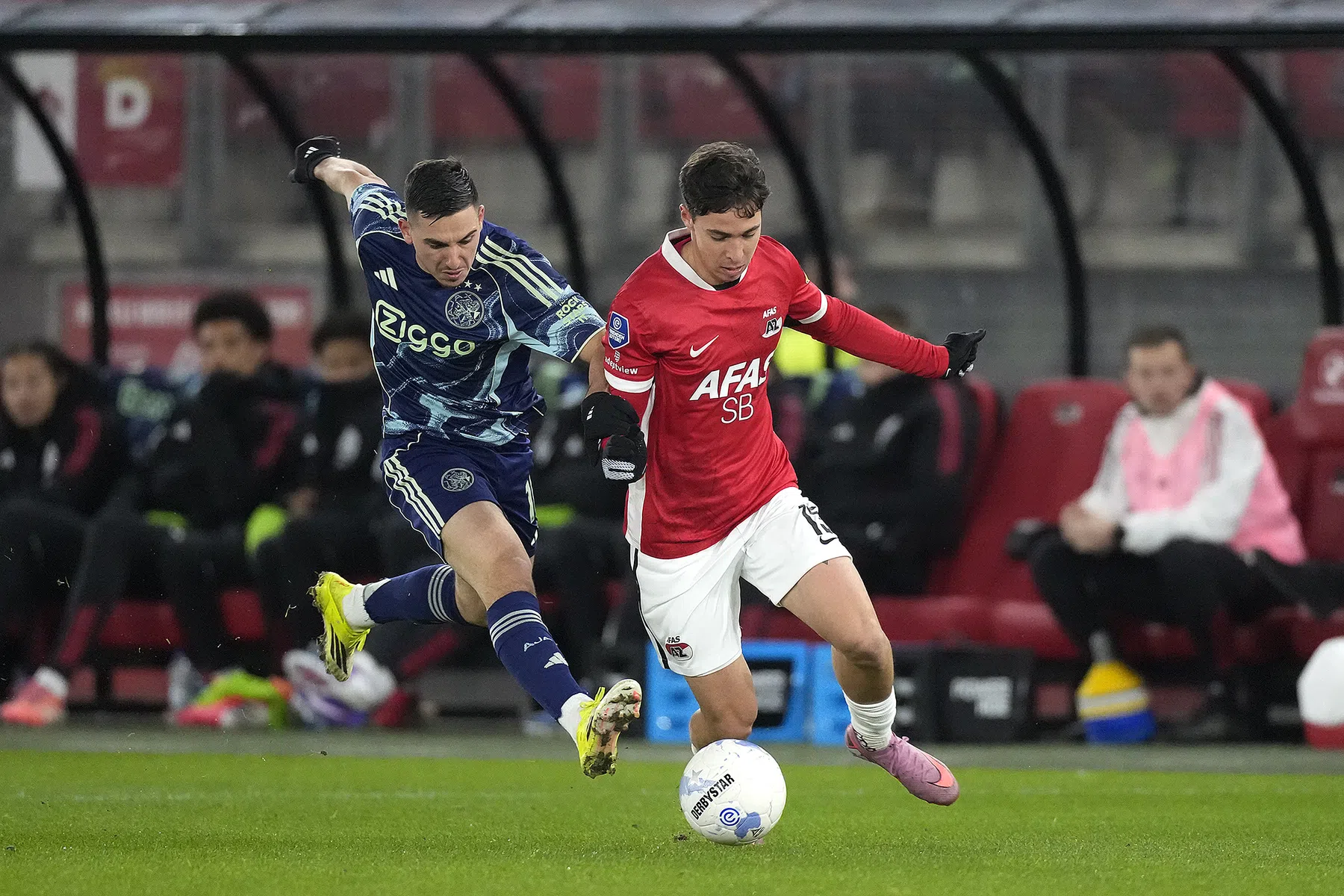 Grim legt reserverol Gloukh bij Ajax uit: 'Niet alleen vanwege woensdag'