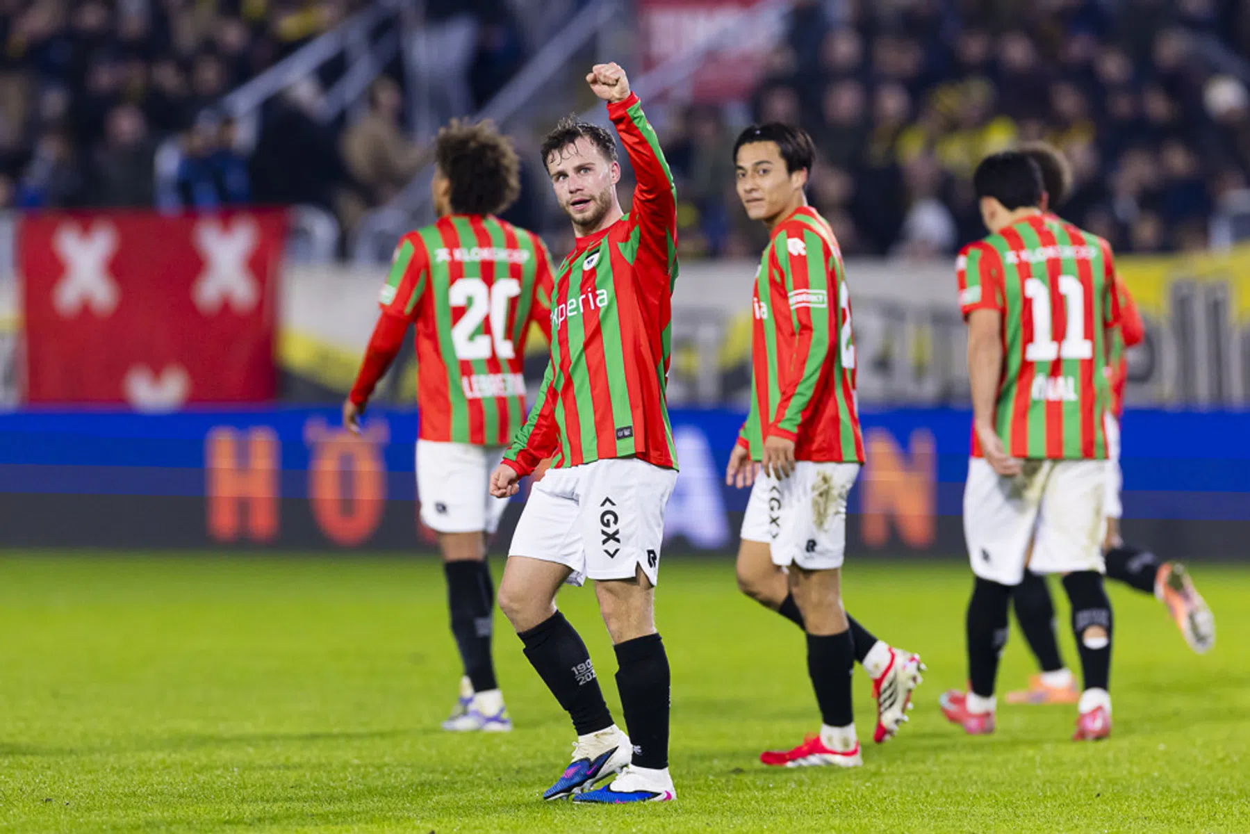 NEC nadert Ajax na sensationele ontknoping tegen NAC Breda