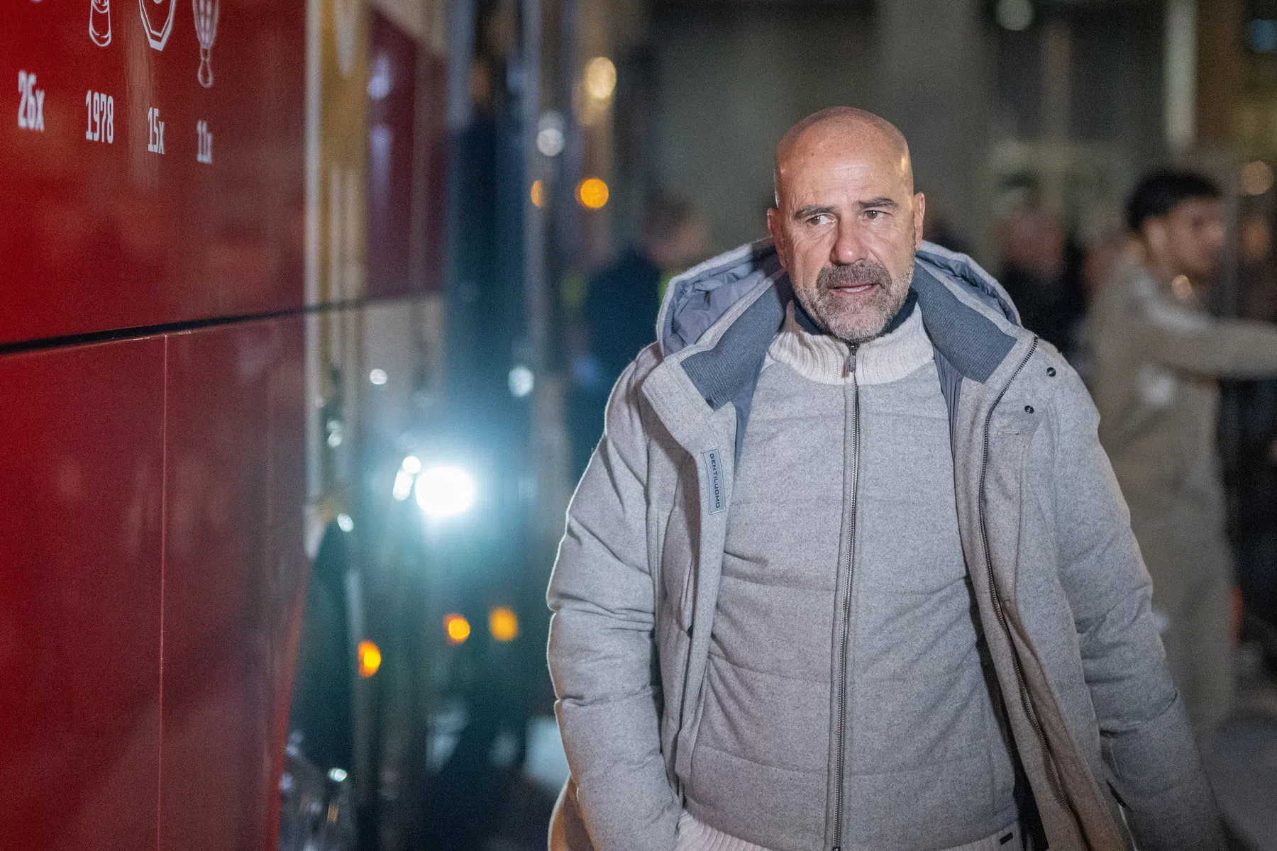 Bosz tevreden na moeilijke wedstrijd: 'Had hem nog moeilijker verwacht'