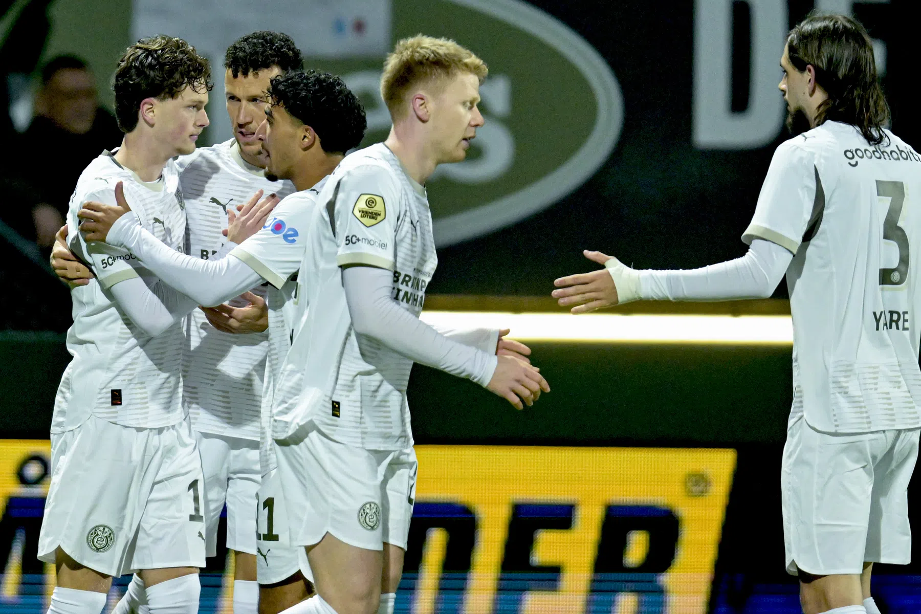 PSV moet diep gaan, maar boekt in Sittard vijftiende uitzege op rij