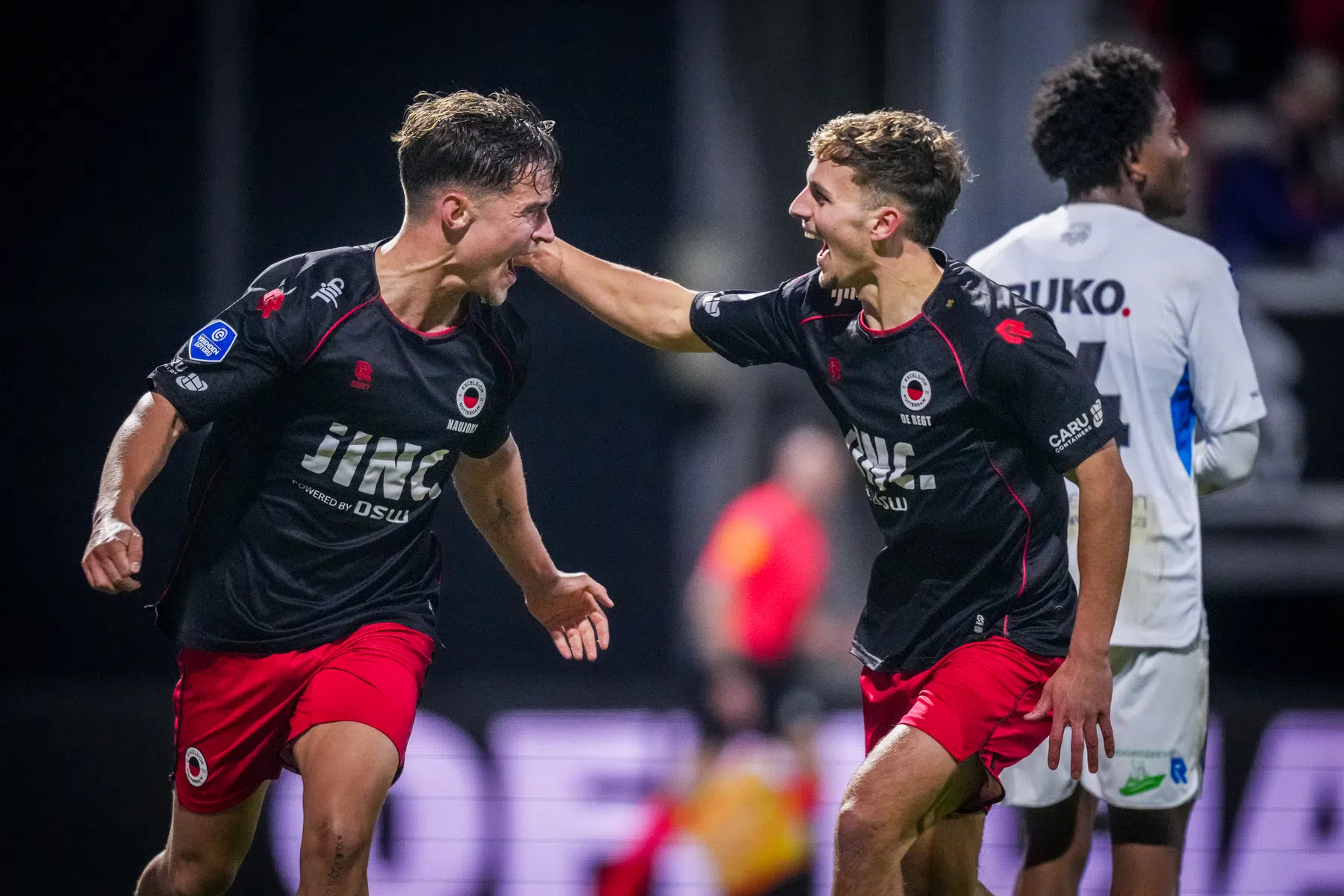 Telstar geeft voorsprong weg en verzuimt afstand van degradatiezone te nemen