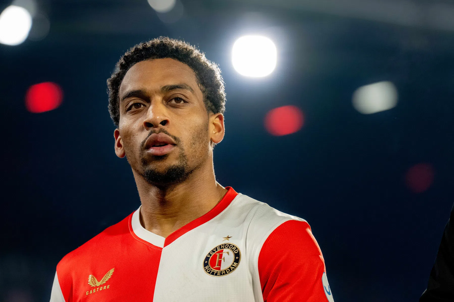 Timber haalt kiezelhard uit naar Van Persie en lijkt vertrek aan te kondigen