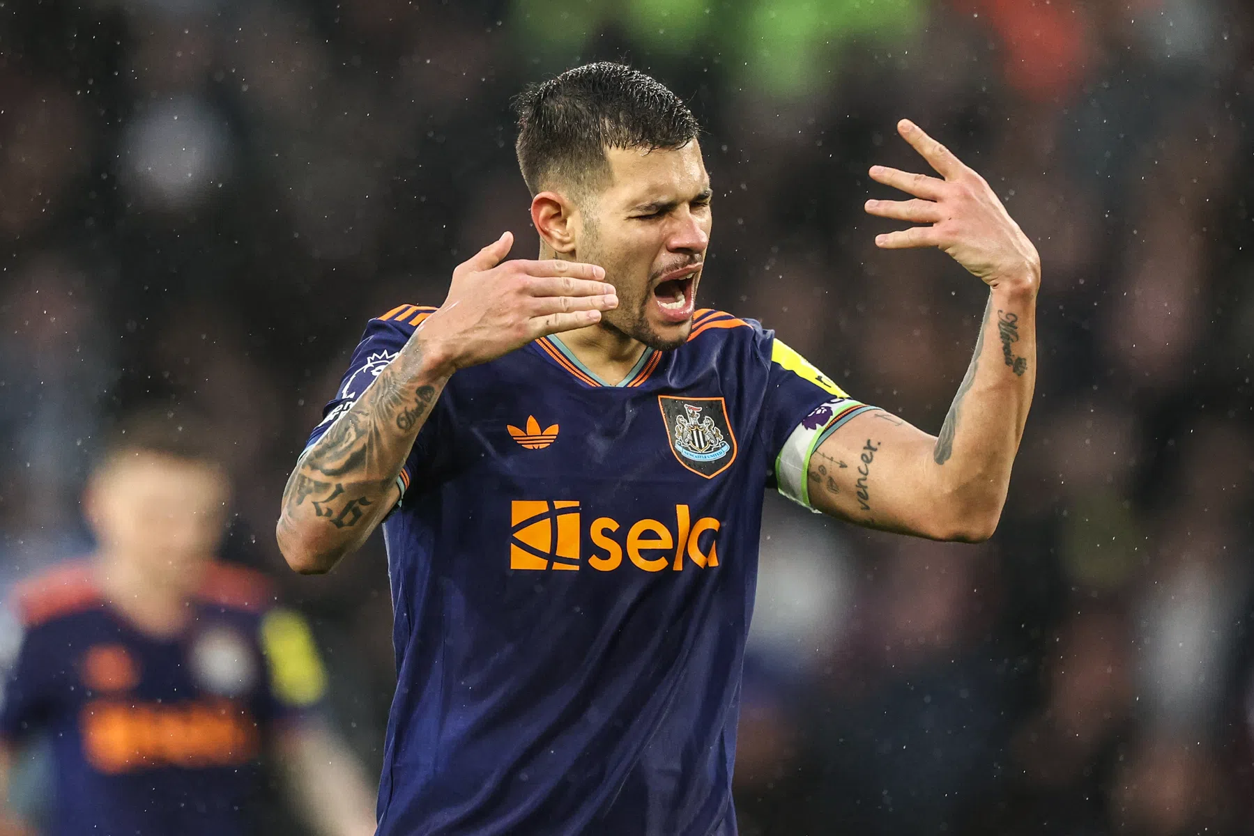 Van Hooijdonk niet onder de indruk van duel PSV-tegenstander