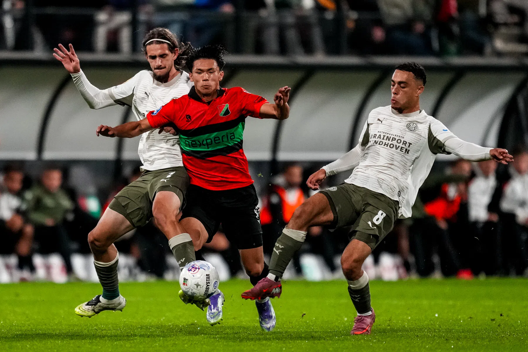 Shiogai verlaat NEC definitief voor VfL Wolfsburg