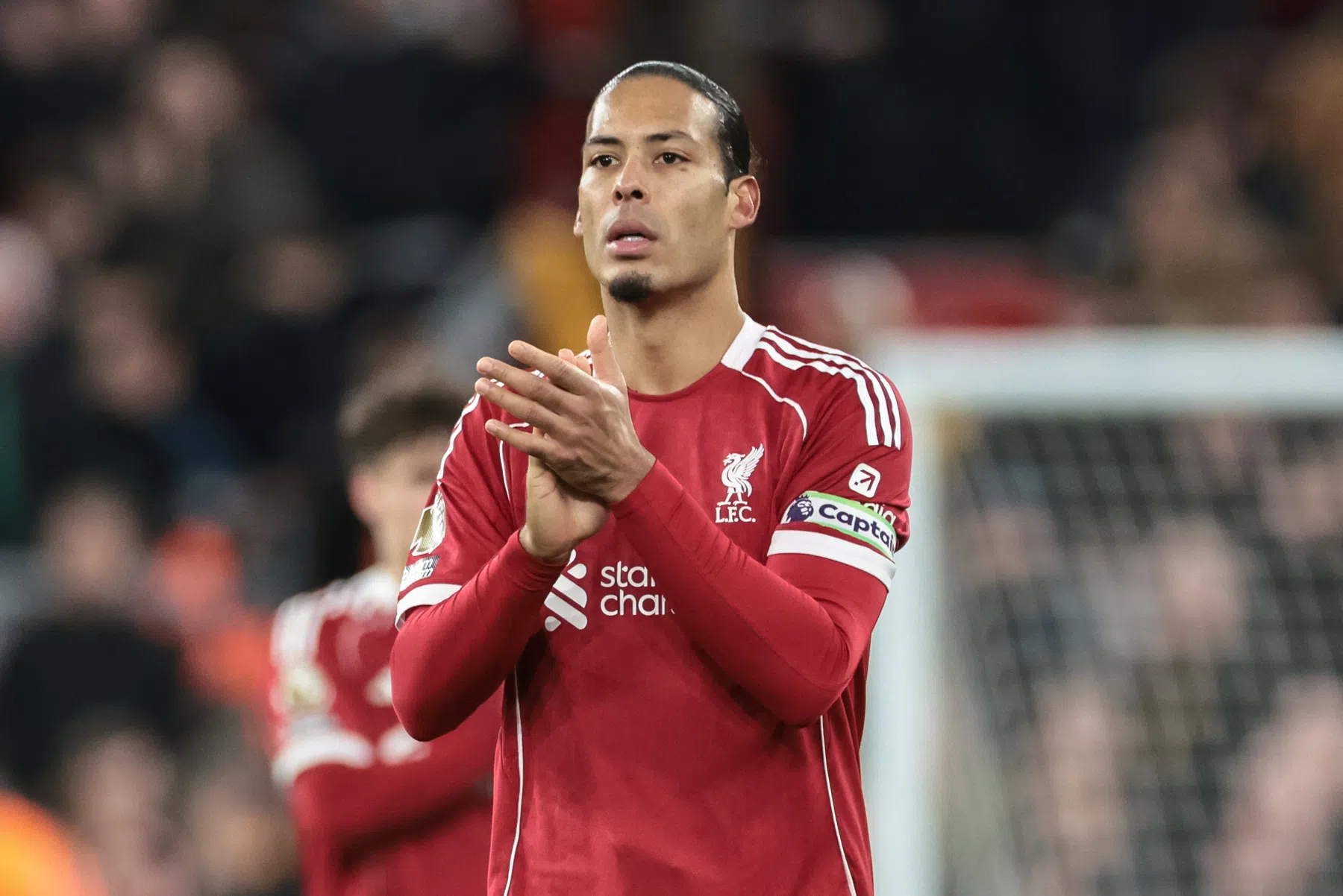Volgende mijlpaal voor Van Dijk bij Liverpool: 'Wat hij doet is ongelofelijk'