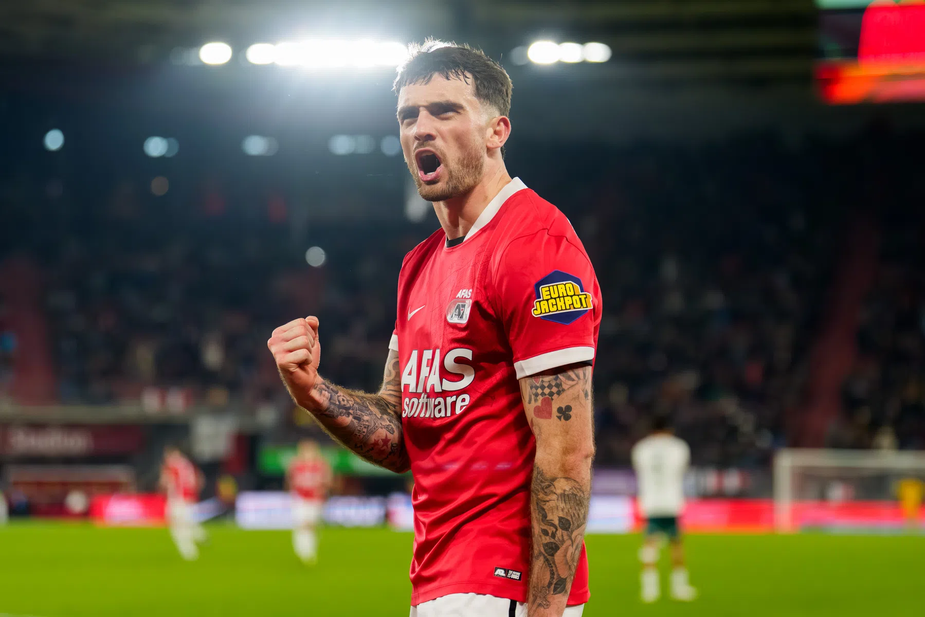 AZ in eerste wedstrijd zonder Martens niet langs Excelsior