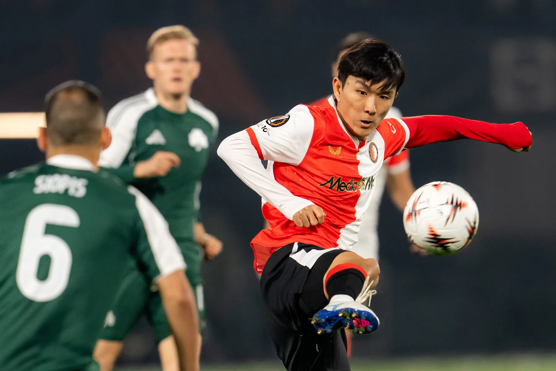 Zelfs met '0,1 procent kans' houdt Hwang hoop in de Europa League