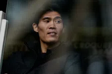 Kleine irritatie bij Grim bij onderwerp Tomiyasu: 'Dat is typisch zo'n vraag…'