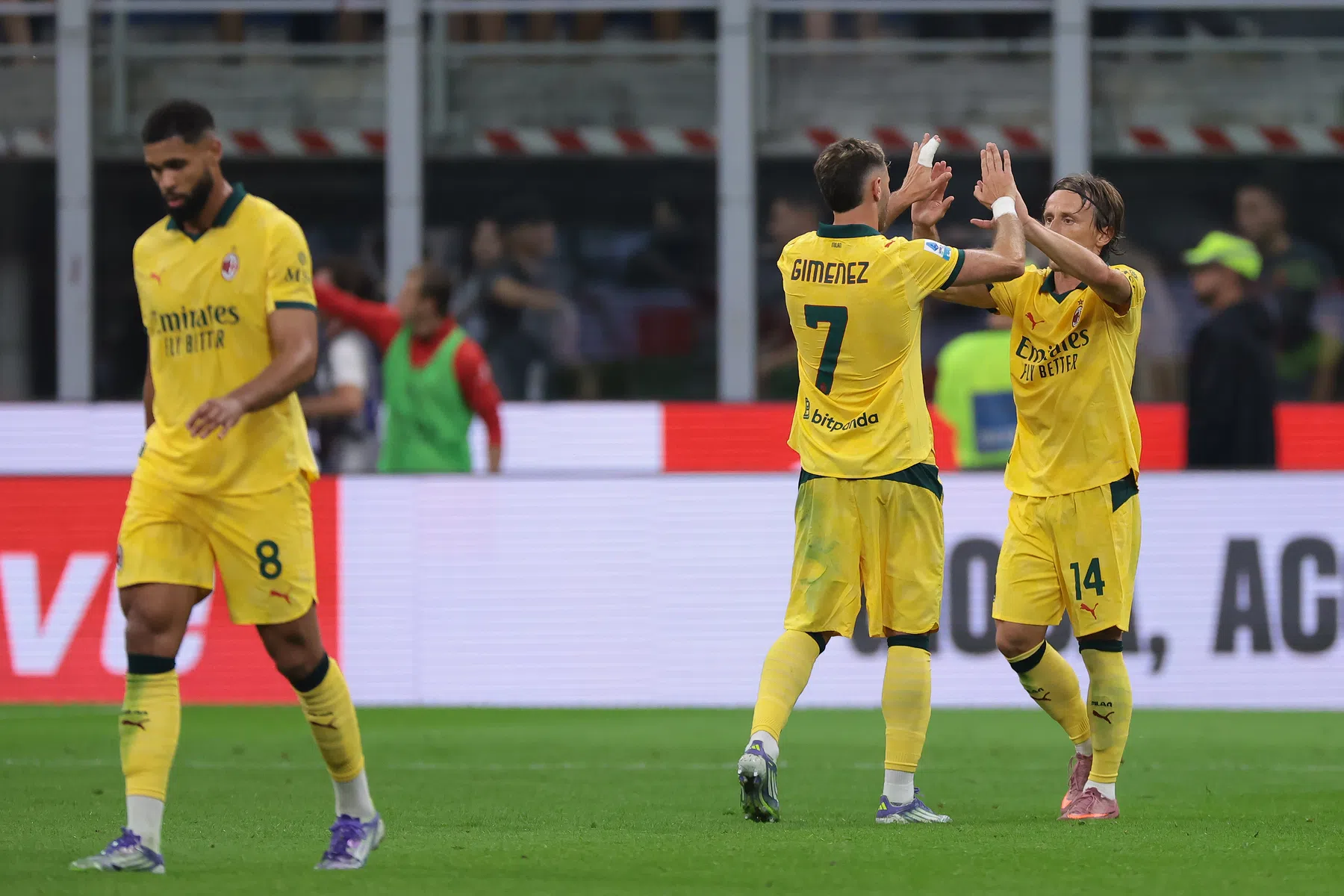 Santi Gimenez is kritisch op zichzelf en deelt anekdote over Modric