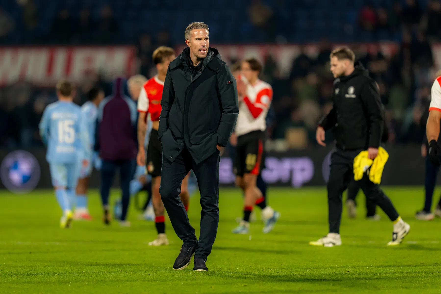 Van Persie luisterde naar feedback van Watanabe en Ahmedhodzic