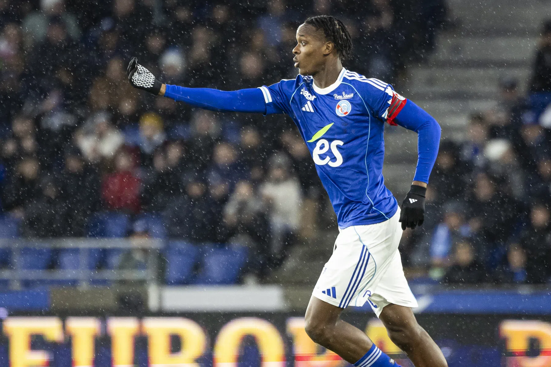 Goed nieuws voor Emegha: aanvaller eerder dan verwacht terug bij Strasbourg