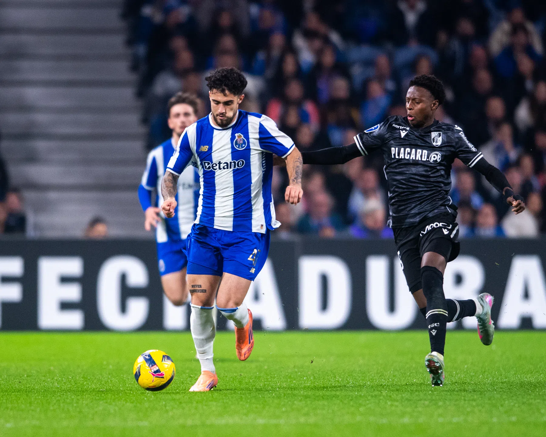 Alarcon op weg naar FC Utrecht, FC Porto houdt invloed