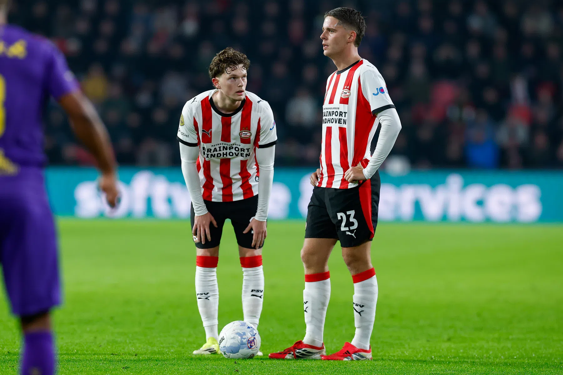 Veerman zoekt niet naar excuses en geeft iedereen bij PSV de schuld na remise