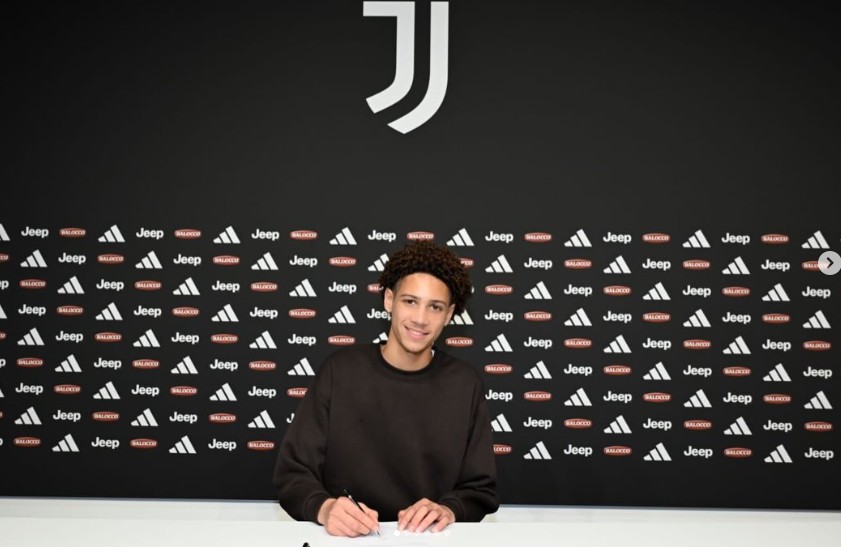 Feyenoord-talent Krediet (16) maakt overstap naar Juventus