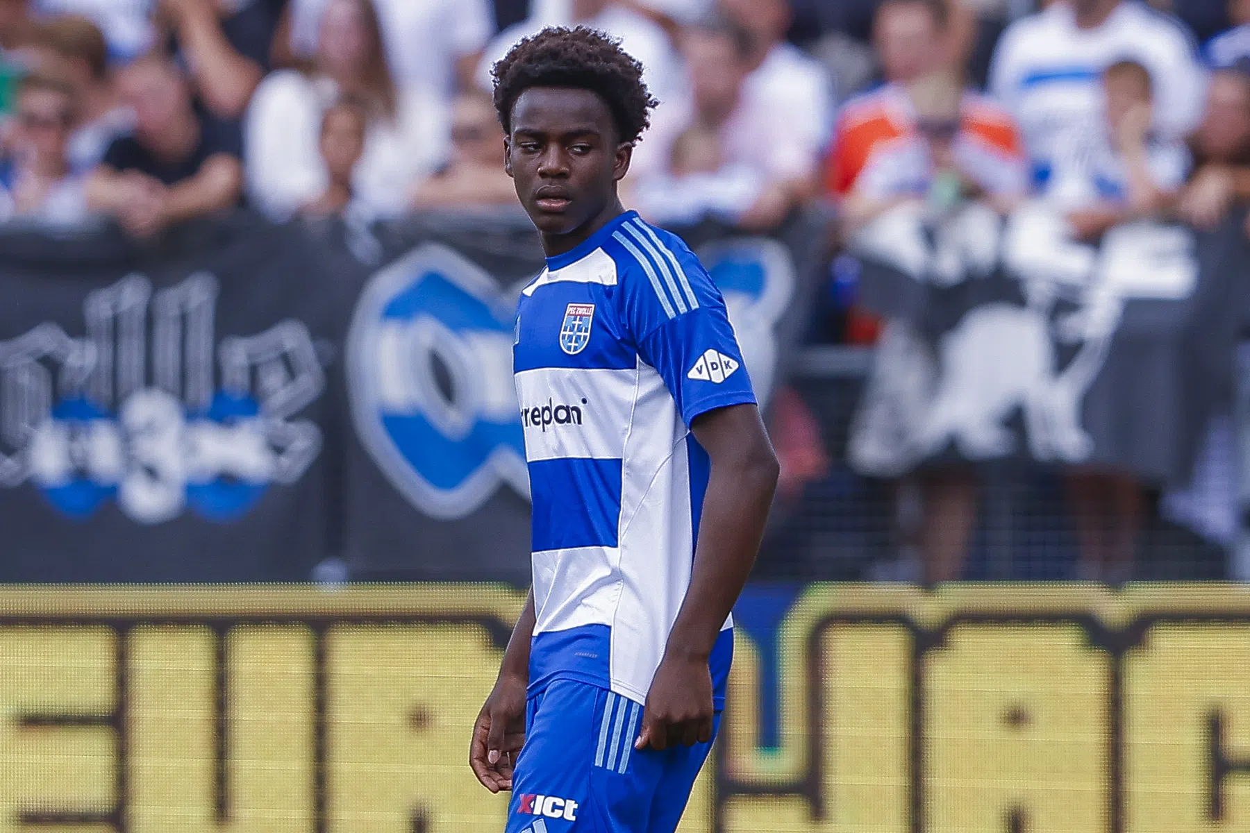 PEC houdt jongste Eredivisie-debutant ooit uit handen van geïnteresseerde clubs