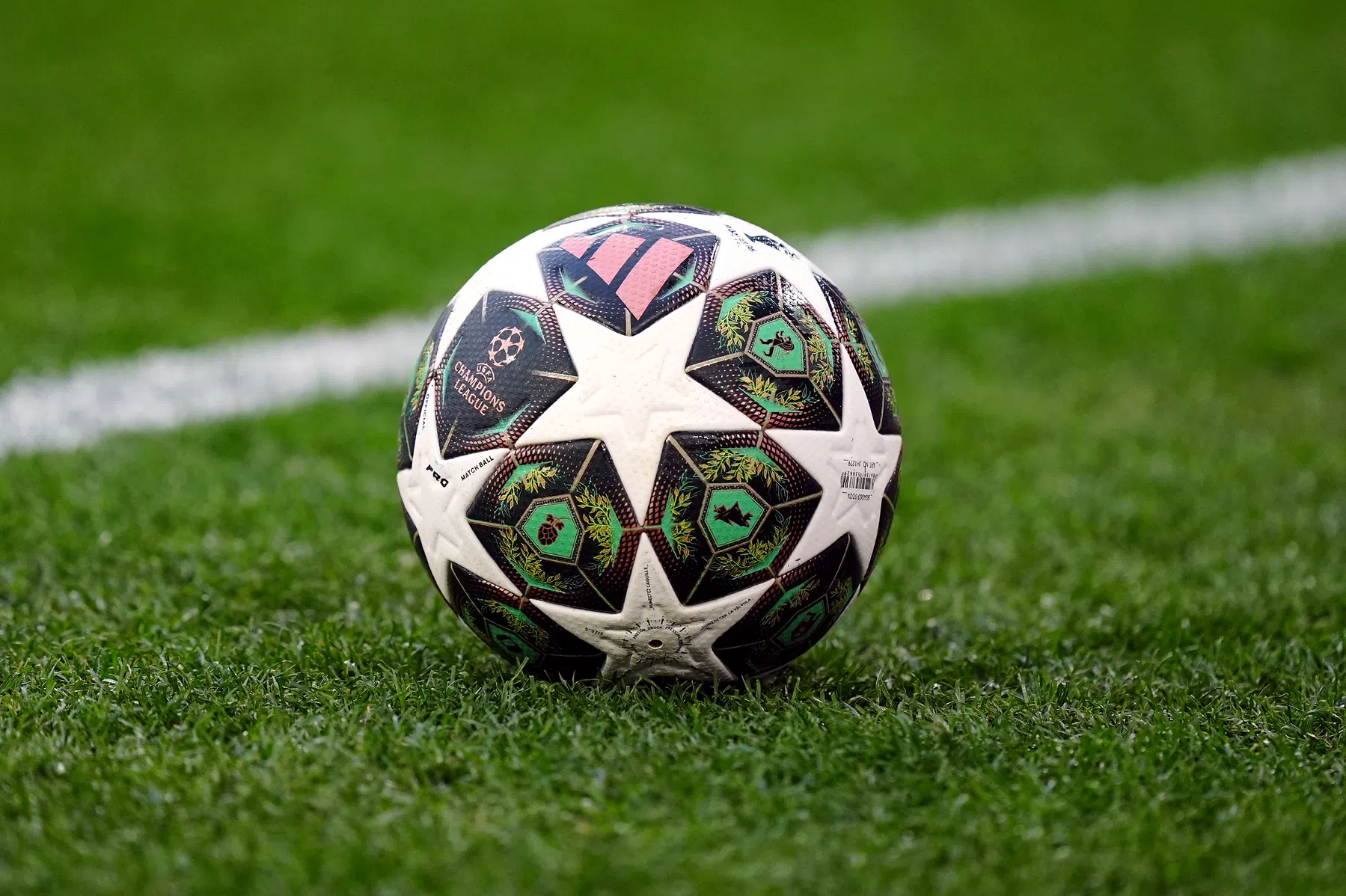 Bekijk de eindstand van de competitiefase in de Champions League