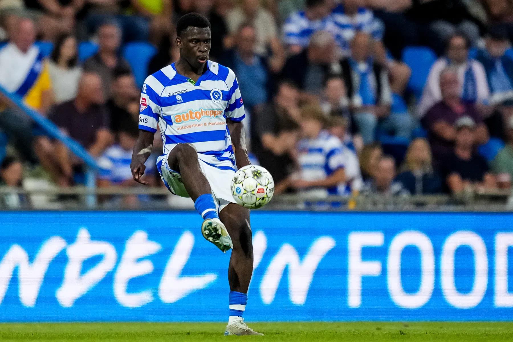 Cagliari jaagt op Superboer Raterink