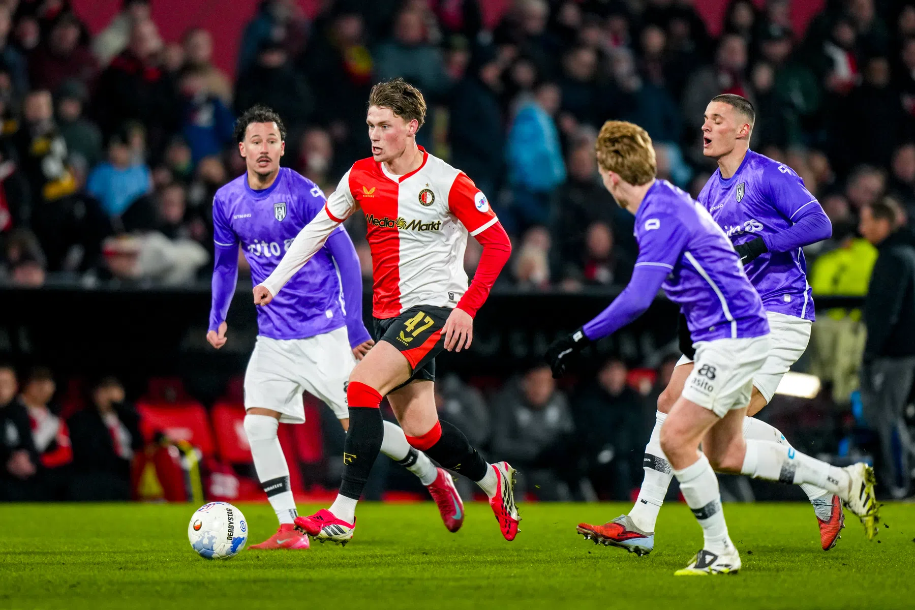 Van Persie legt bijzonder moeilijke defensie-puzzel voor duel met Betis