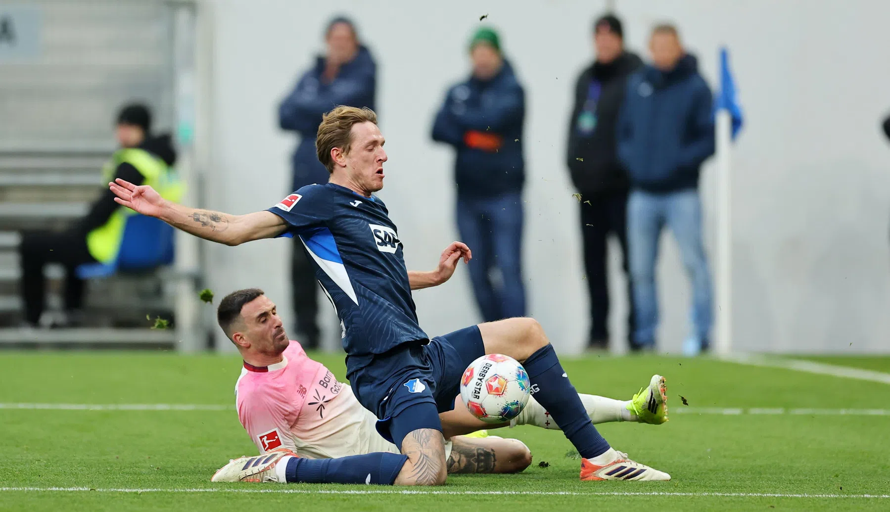 Na weken van uitersten moet Burger toekijken tegen Bayern München