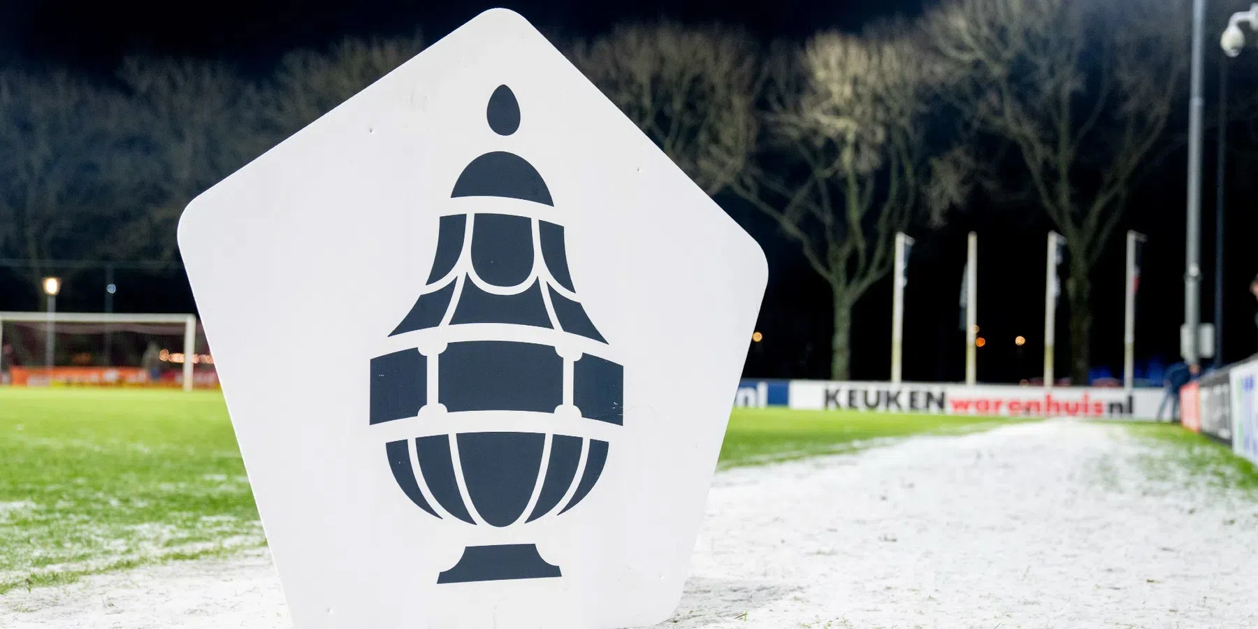 Hier kijk je vrijdag naar de loting voor de halve finale van de KNVB Beker