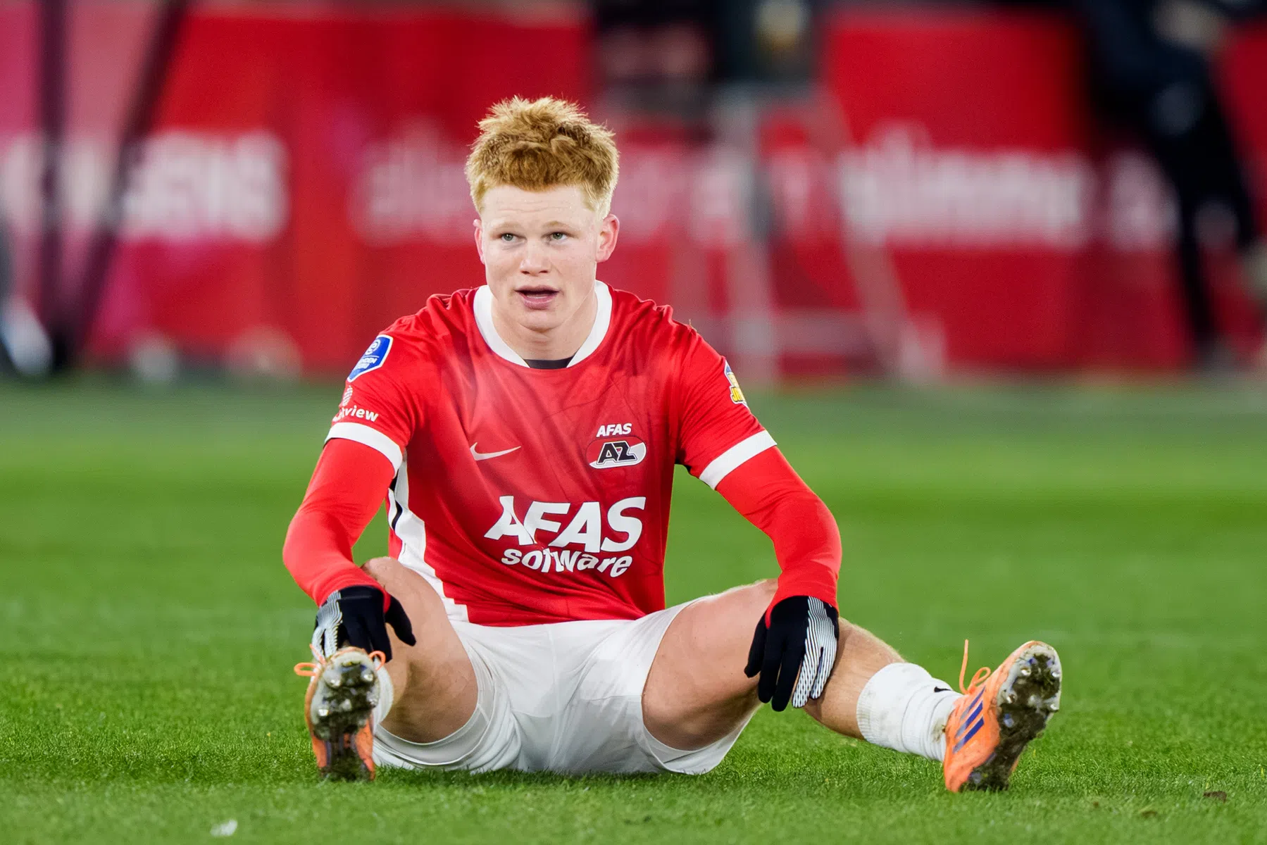 Spelersvakbond haalt uit naar AZ en NEC: 'Zien Smit en Sano als pure handelswaar'