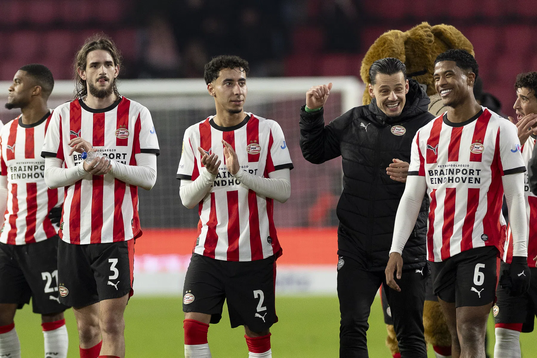 'Op dit moment is het verschil tussen PSV en de rest van Nederland te groot'
