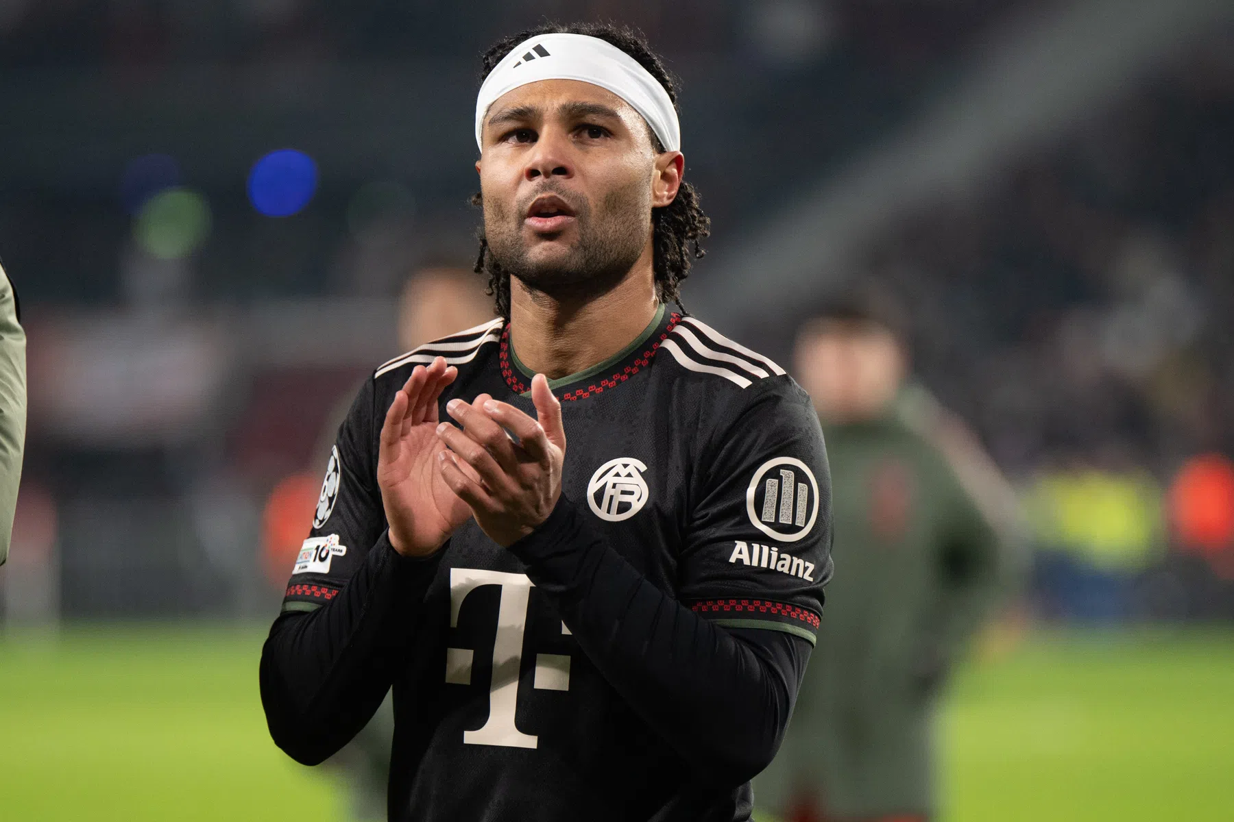 Bayern München voorkomt transfervrij vertrek Gnabry: 'Hij vertegenwoordigt Bayern'