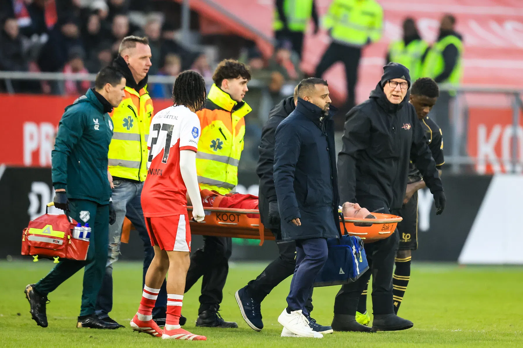 Nieuwe tegenvaller voor Jans: Utrecht voorlopig zonder Eerdhuijzen
