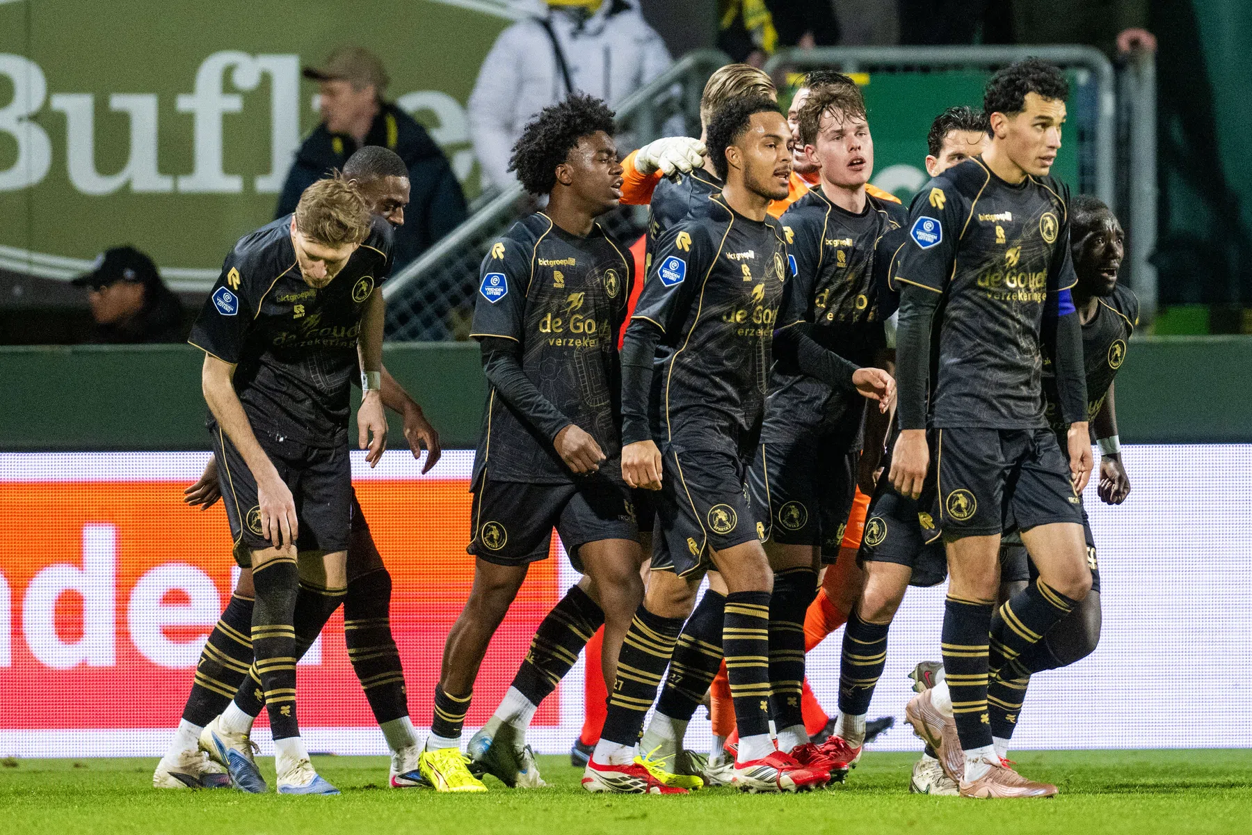 Droomdebuut voor Terho: 'Mijn vader zegt altijd dat ik niet kan koppen'