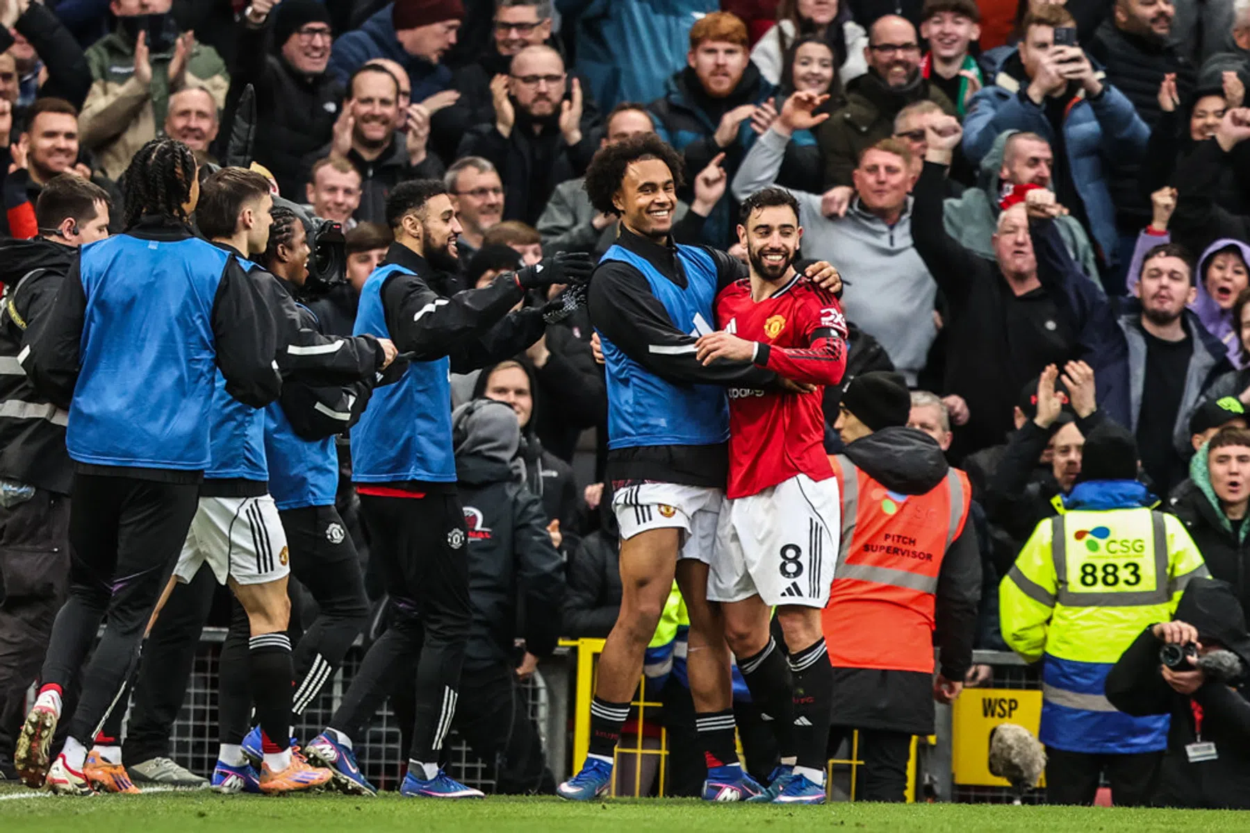 Fenomeen Fernandes nestelt zich tussen Rooney en Ronaldo