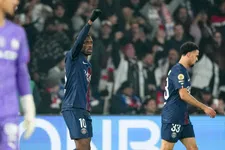 PSG vernedert De Lange en Timber met recordzege in Le Classique