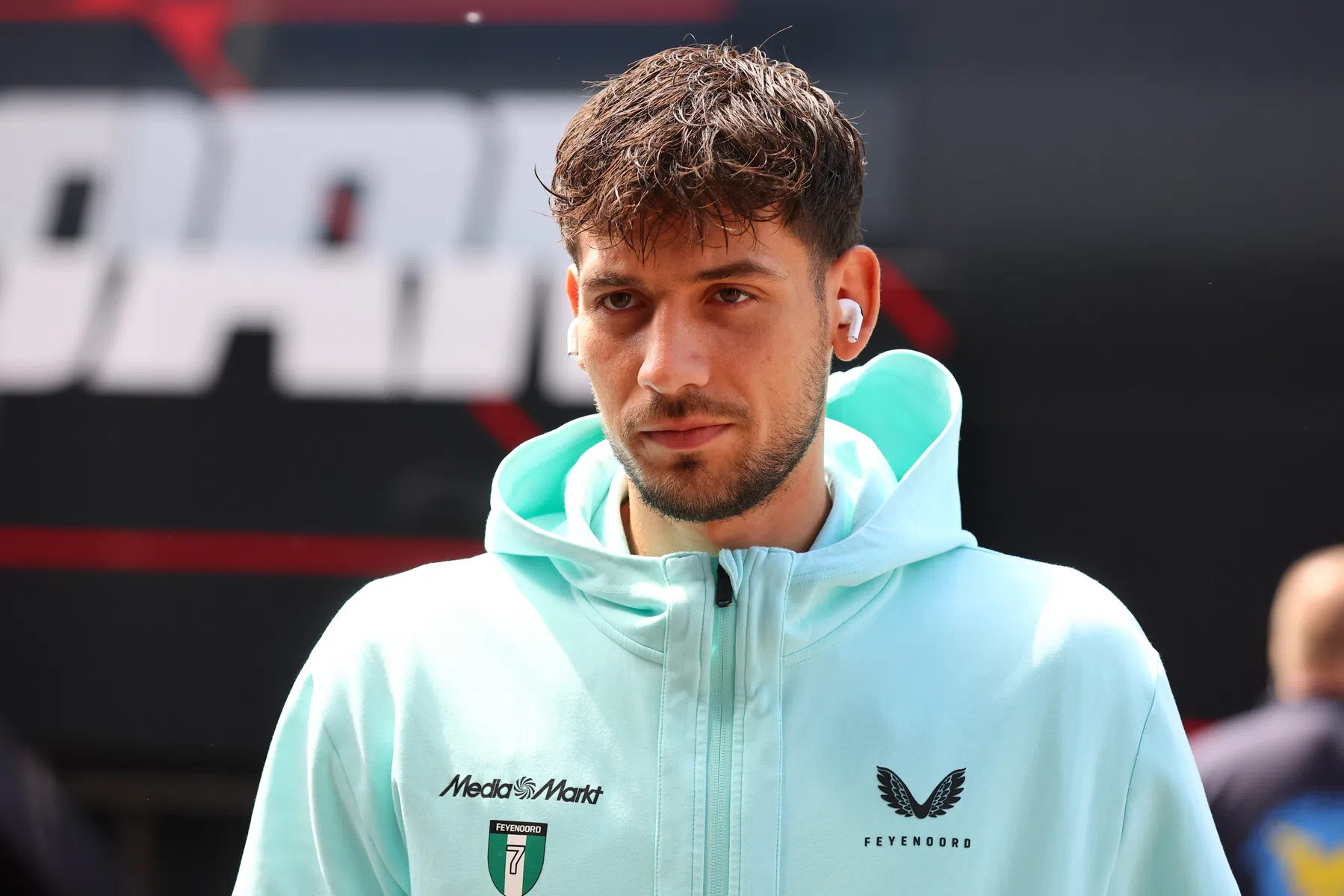 Van Persie geeft toelichting bij keuze voor Moder in de spits